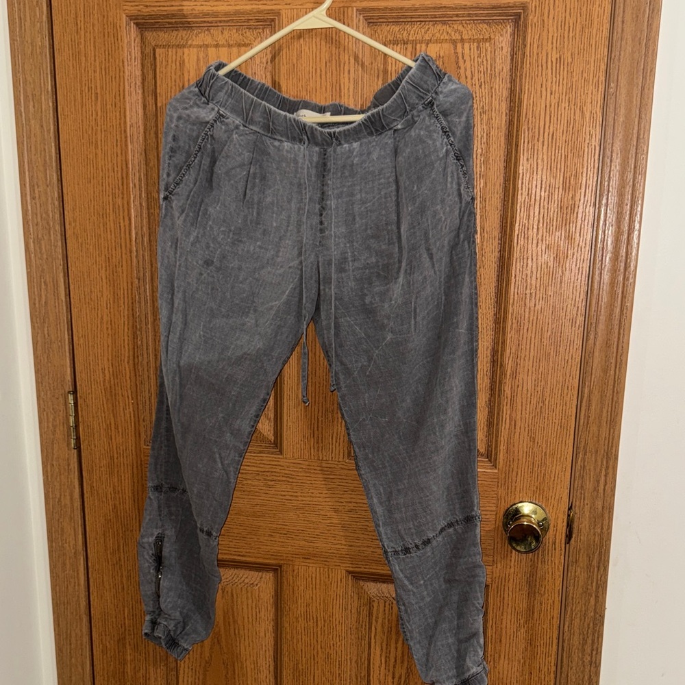 cloth & stone Gray Washed Jogger Pants